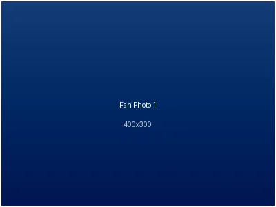 奇异果体育马里奥展示他收藏的历年季票